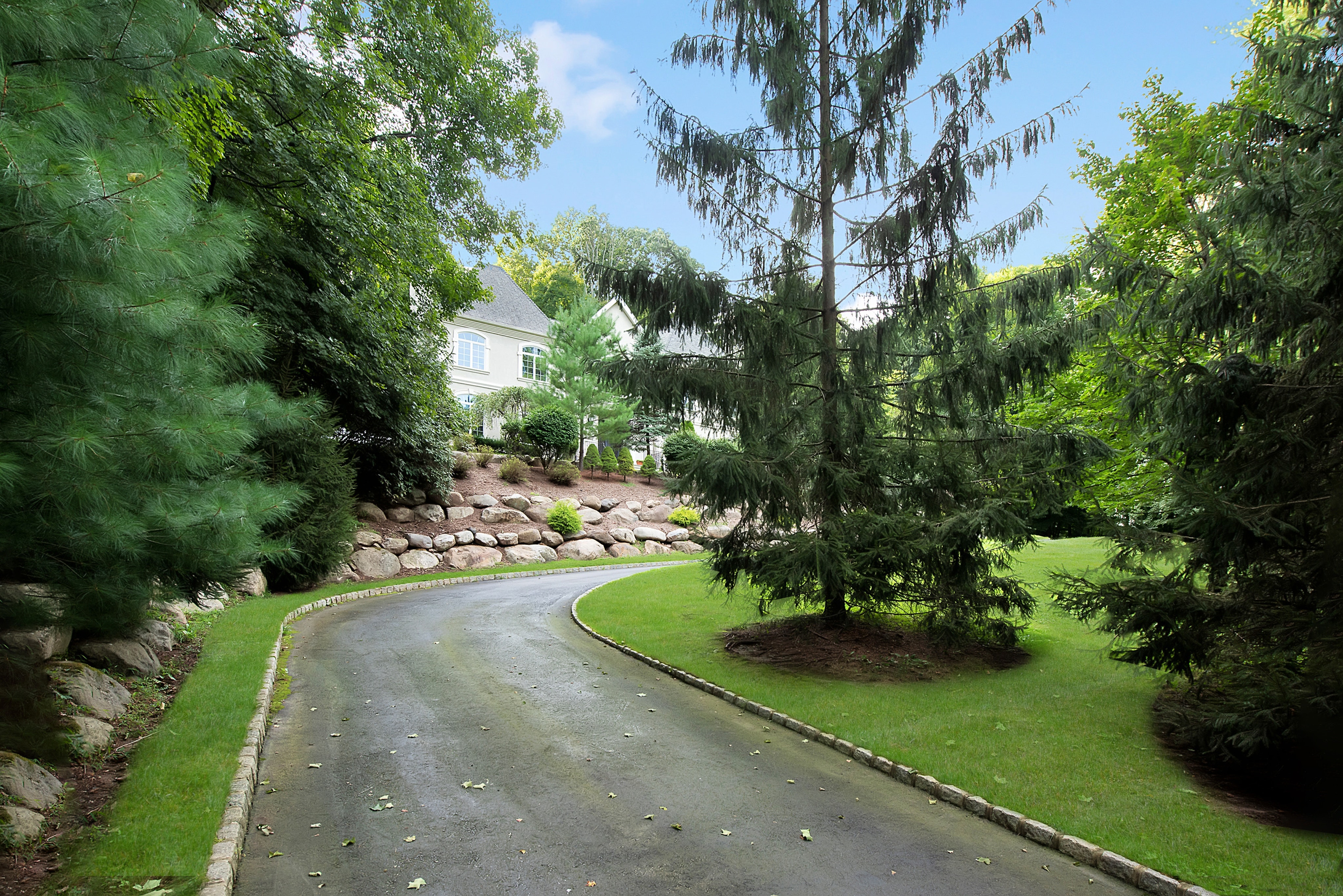 233 w saddle river rd saddle river nj 07458 trees on the sideway