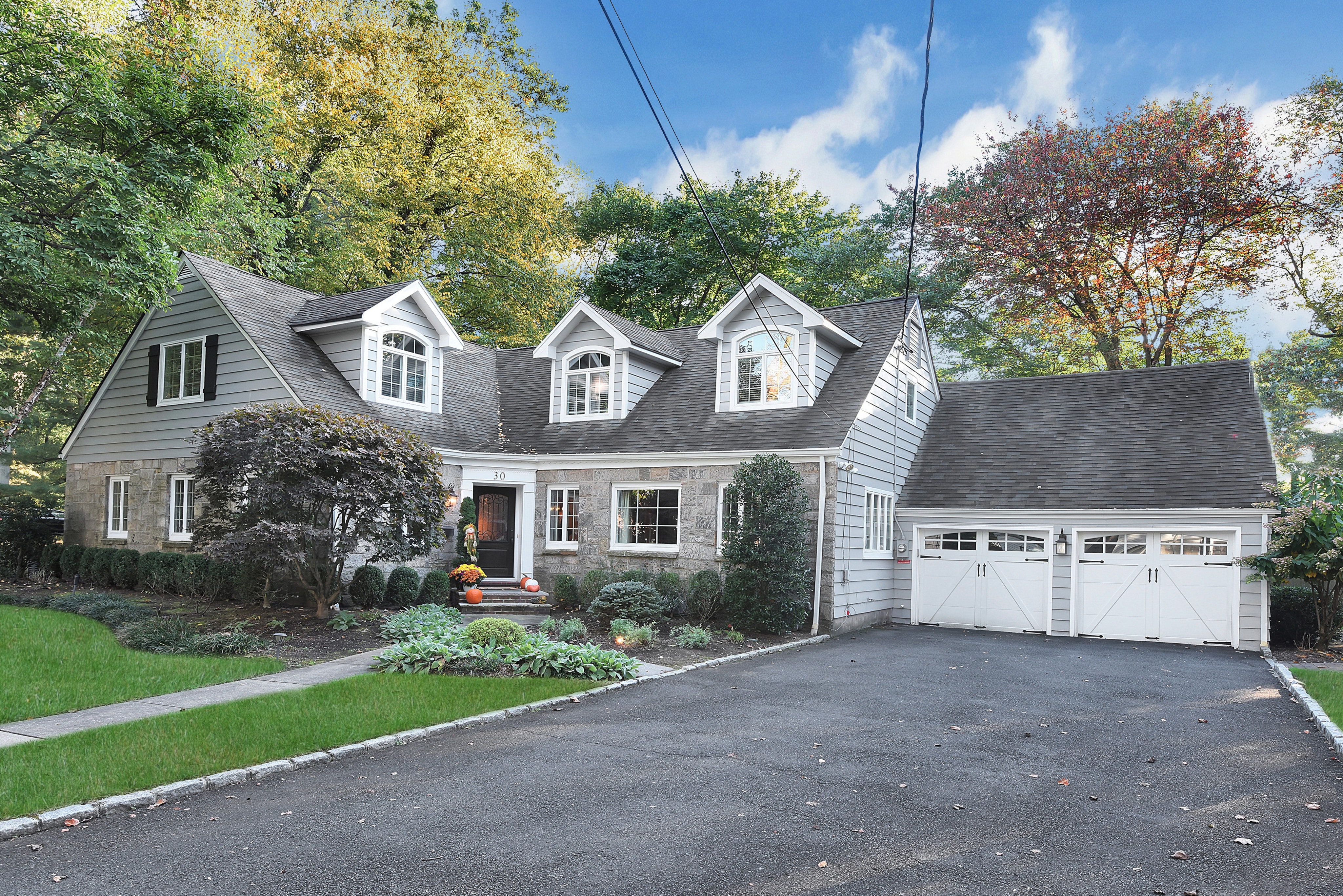 30 Woodland Park Dr, Tenafly, NJ 07670