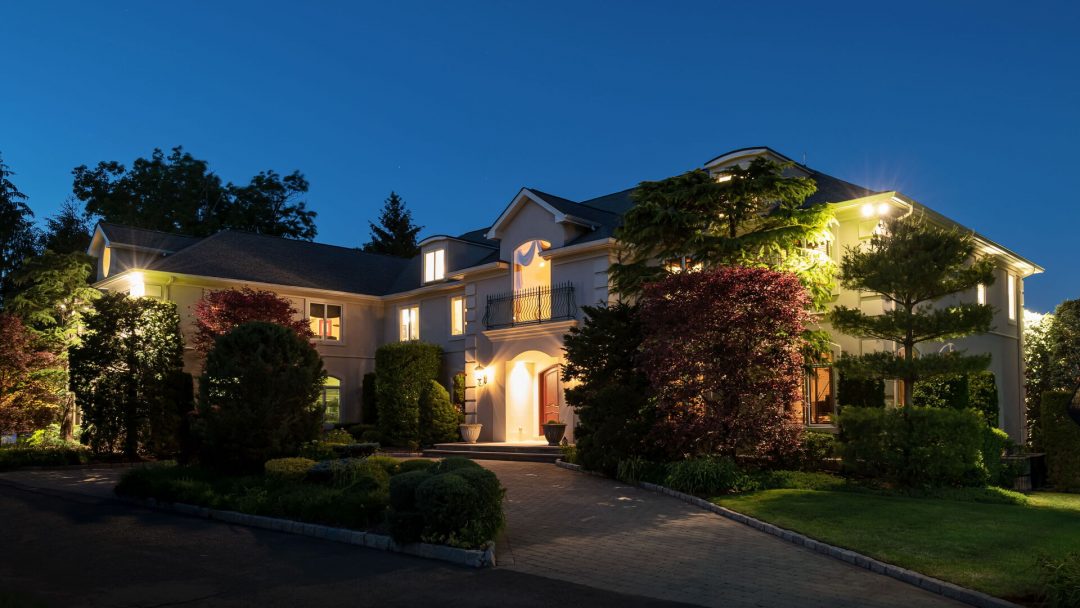 1 bridle way fort lee nj 07024 real estate left side night view