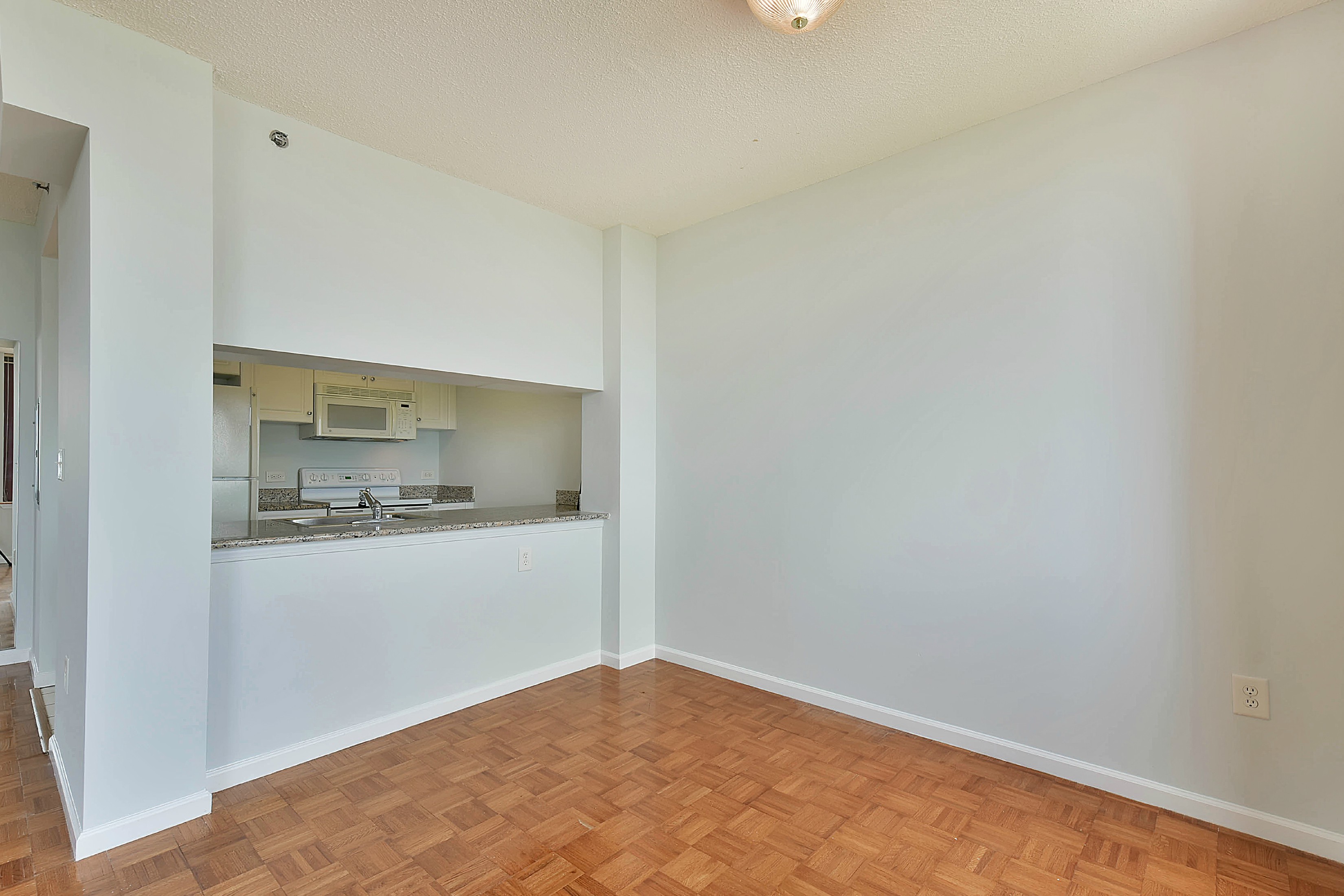 1 old palisade rd 3214 fort lee nj 07024 kitchen white wall