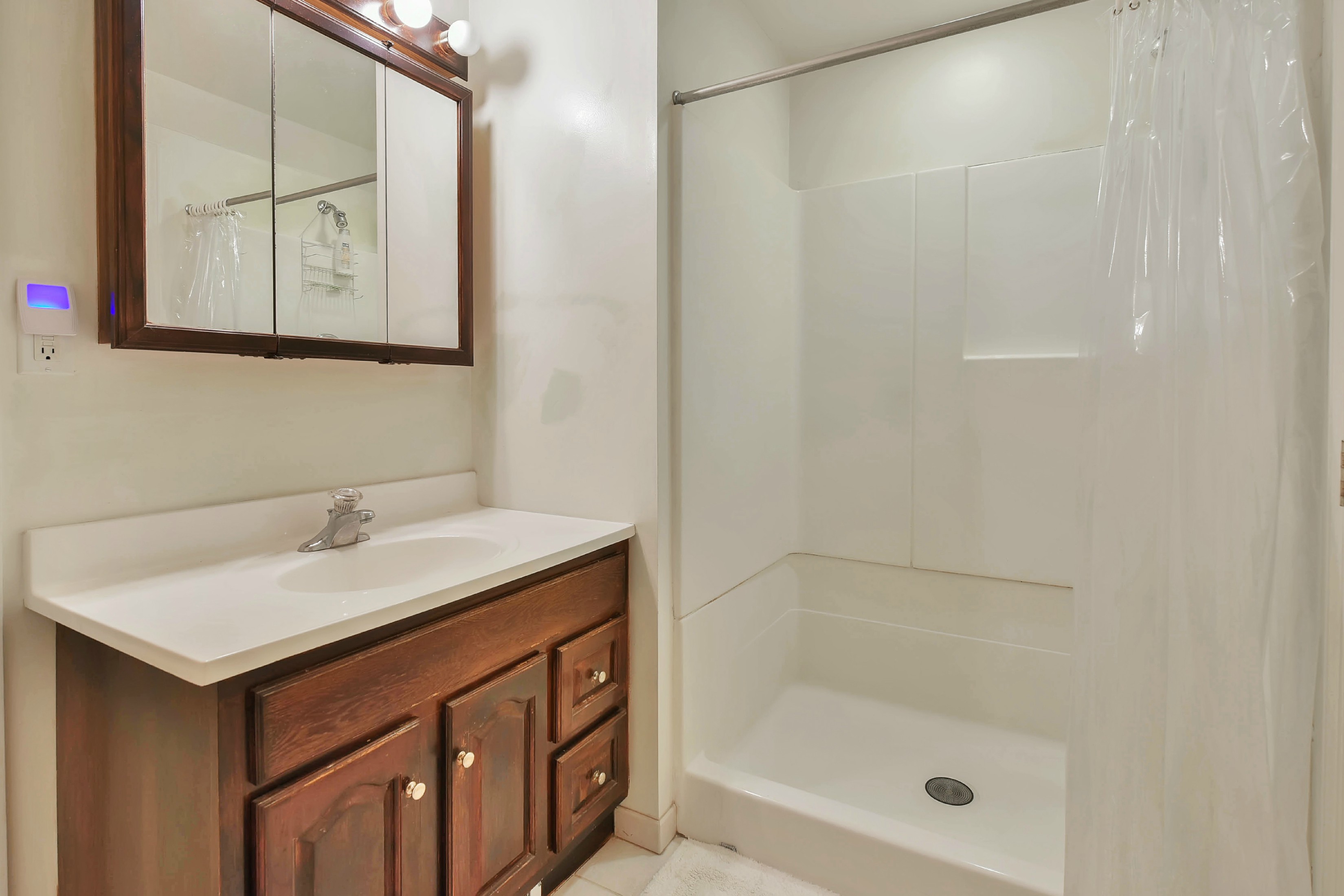 34 dubois ave alpine nj 07620 bathroom