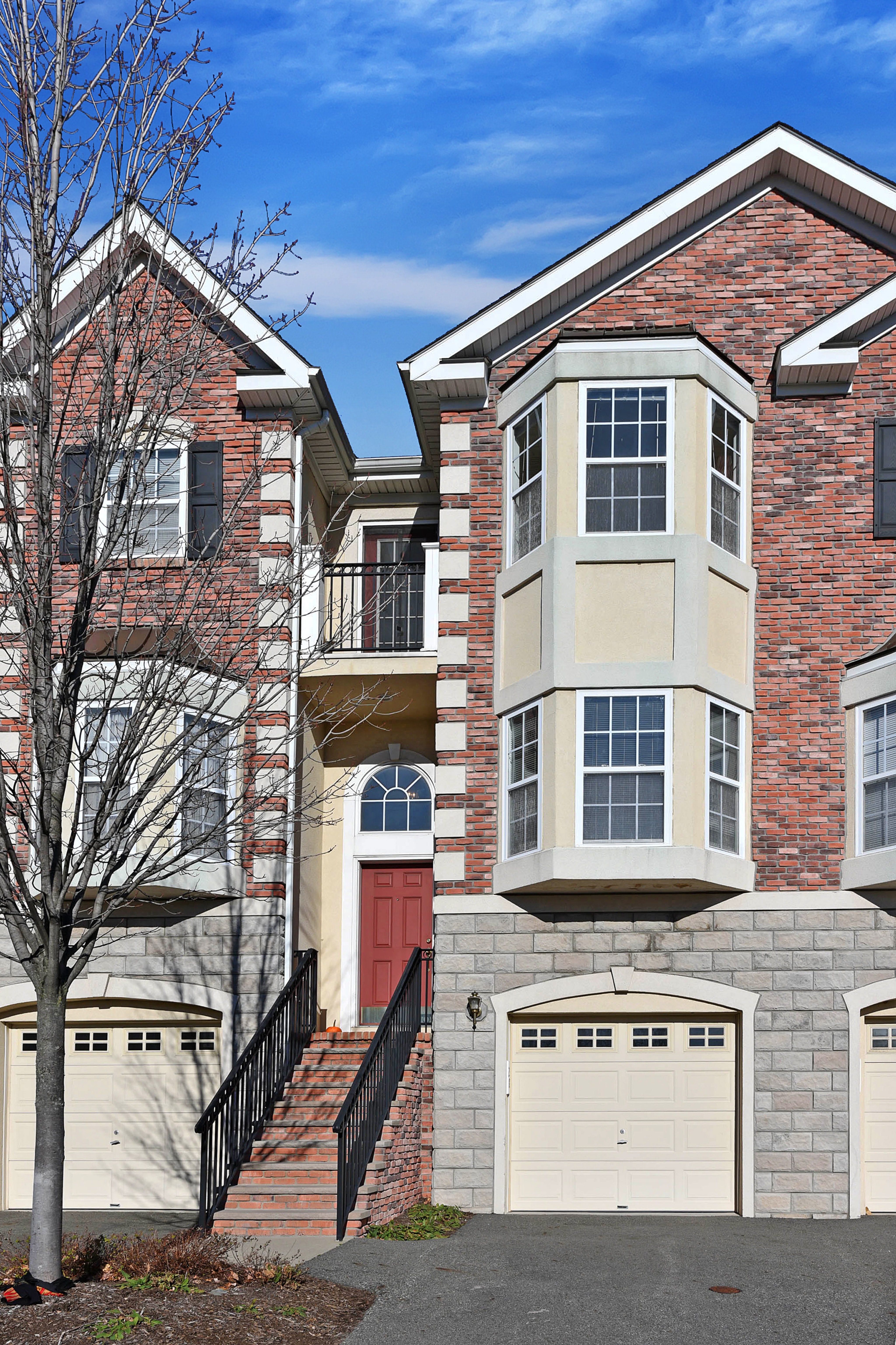 28 mallard pl secaucus nj 07094 front house potrait