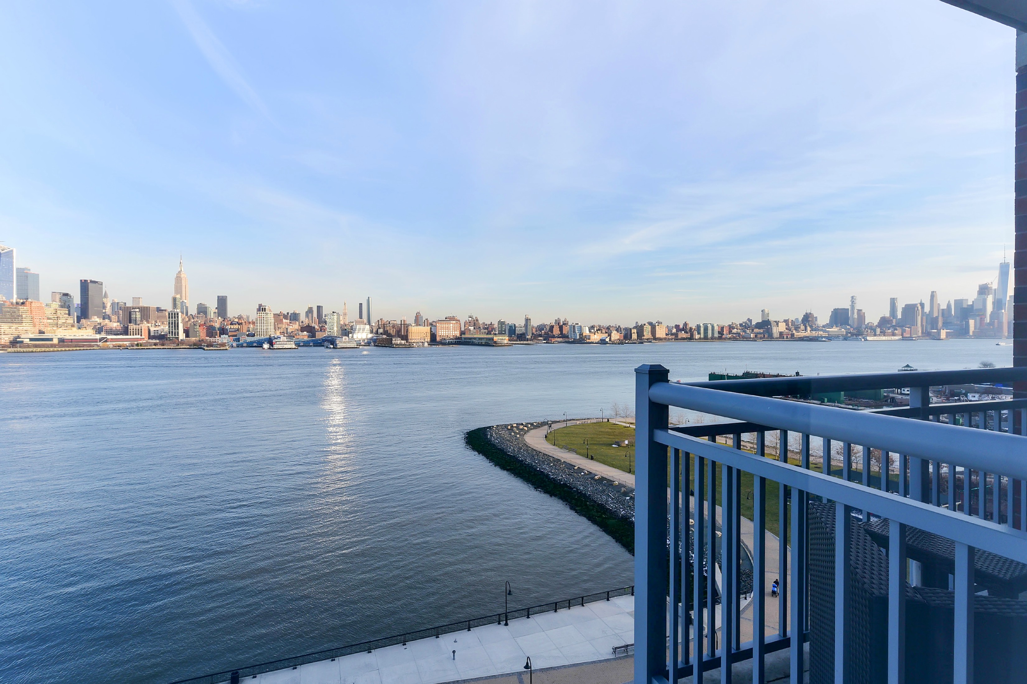 1125 maxwell ln 901 hoboken nj 07030 balcony harbor