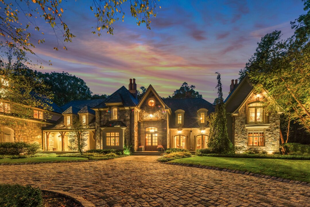 Bungalow with night view