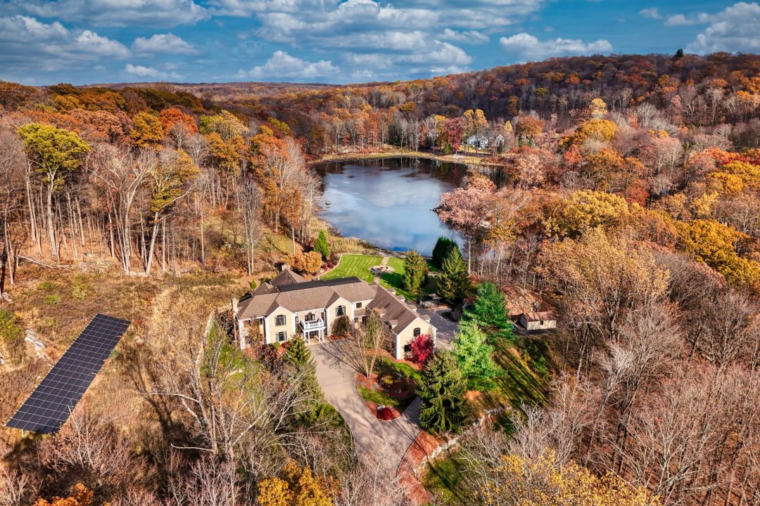 305 Green Rd, Sparta, NJ 07871