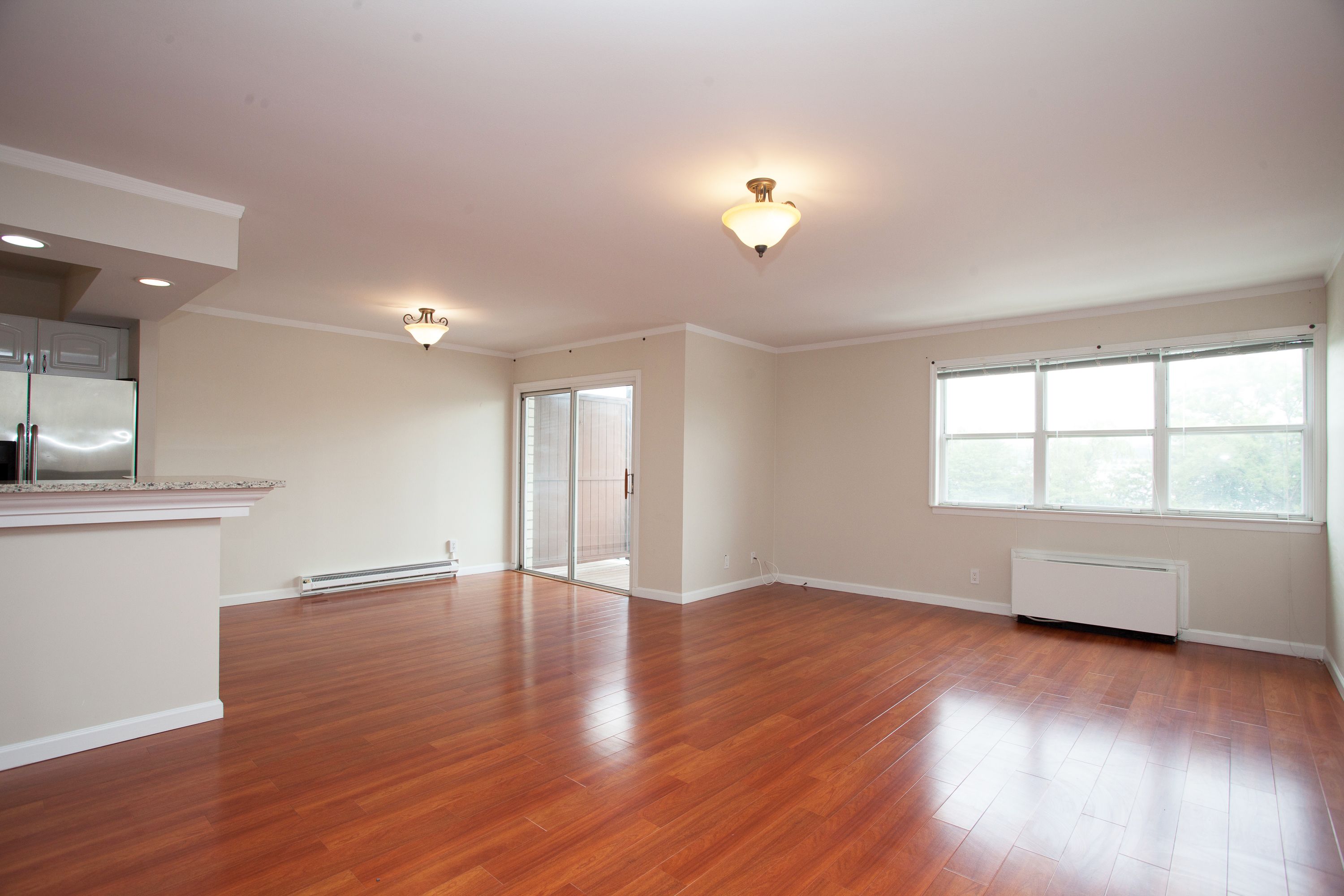 1111 river rd f 16 edgewater nj 07020 rental large empty room