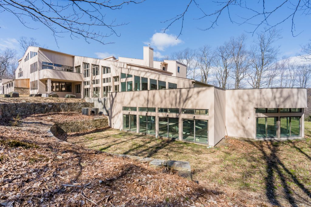 20 Mount Pleasant Rd, Mendham, NJ 07960 UNDER CONTRACT NJ Lux Real Estate