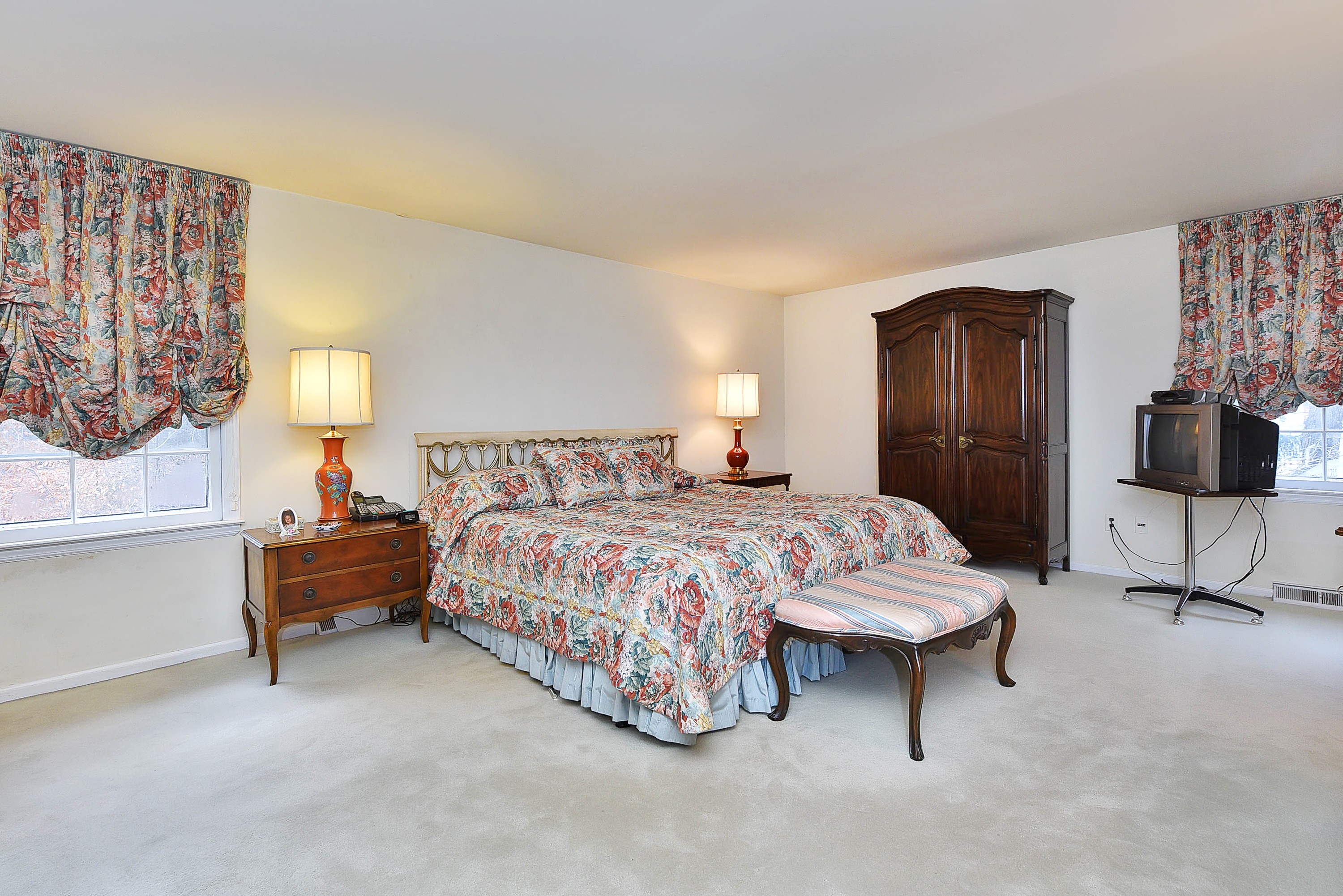 61 millbrook circle norwood nj bedroom