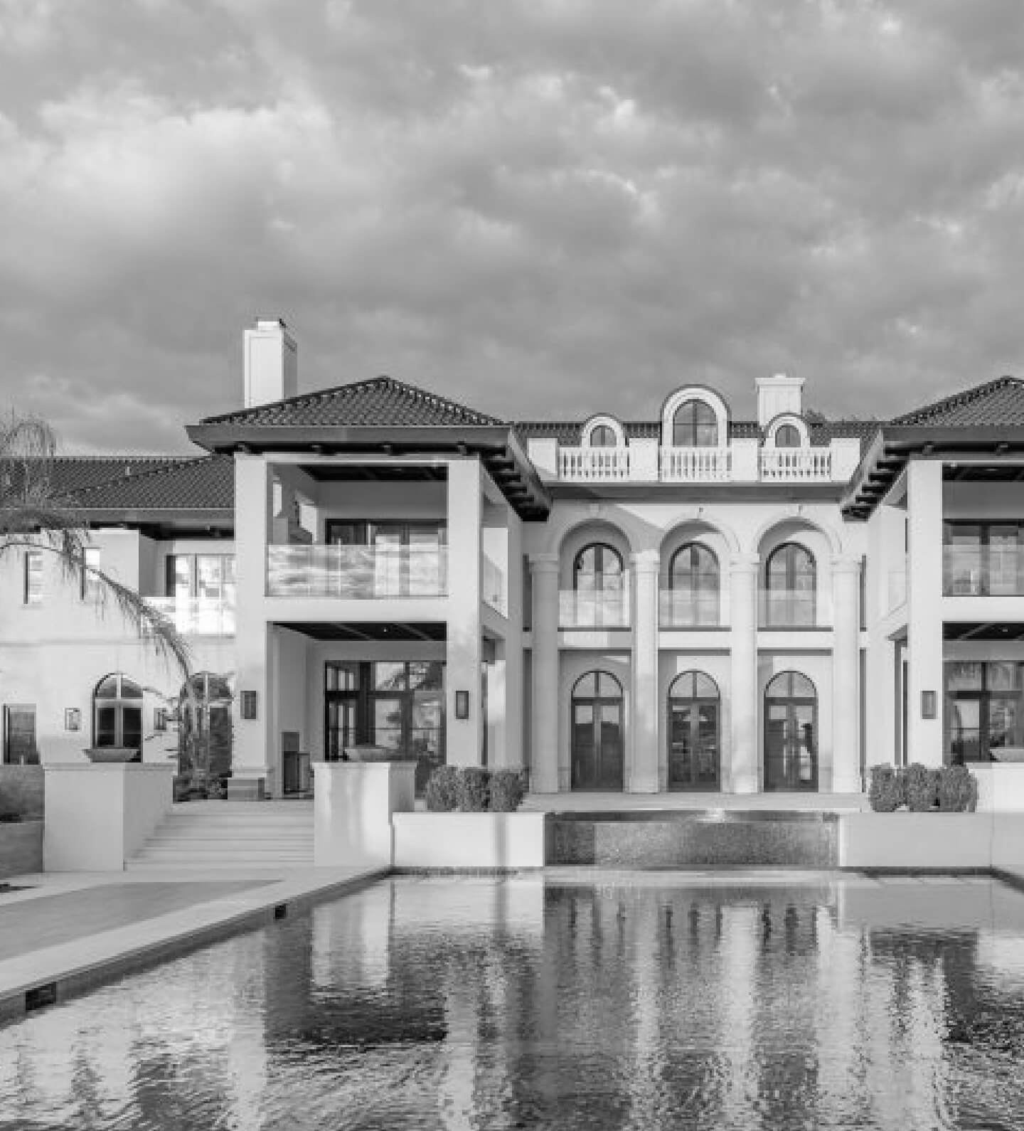 video background luxurious real estate greyscale