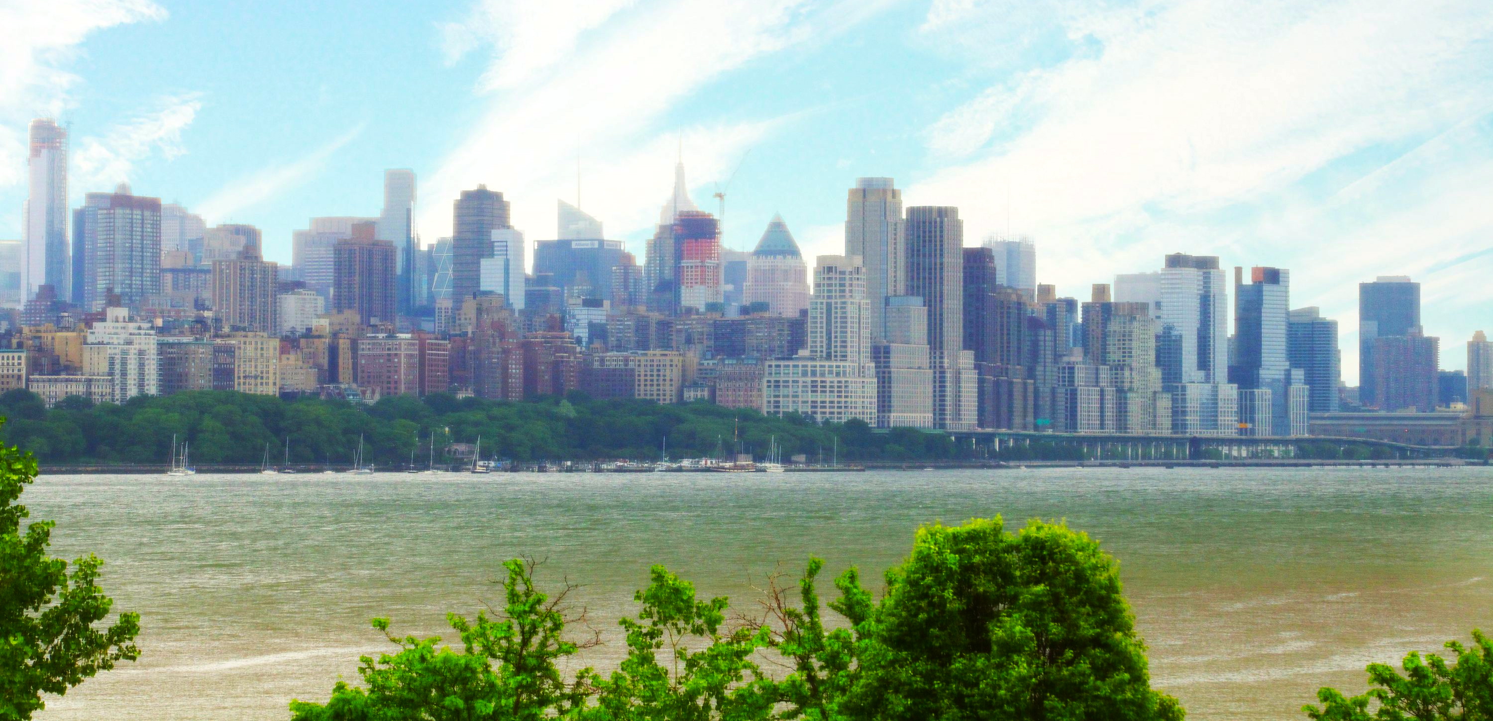 Edgewater Real Estate & Homes NJ Lux Real Estate